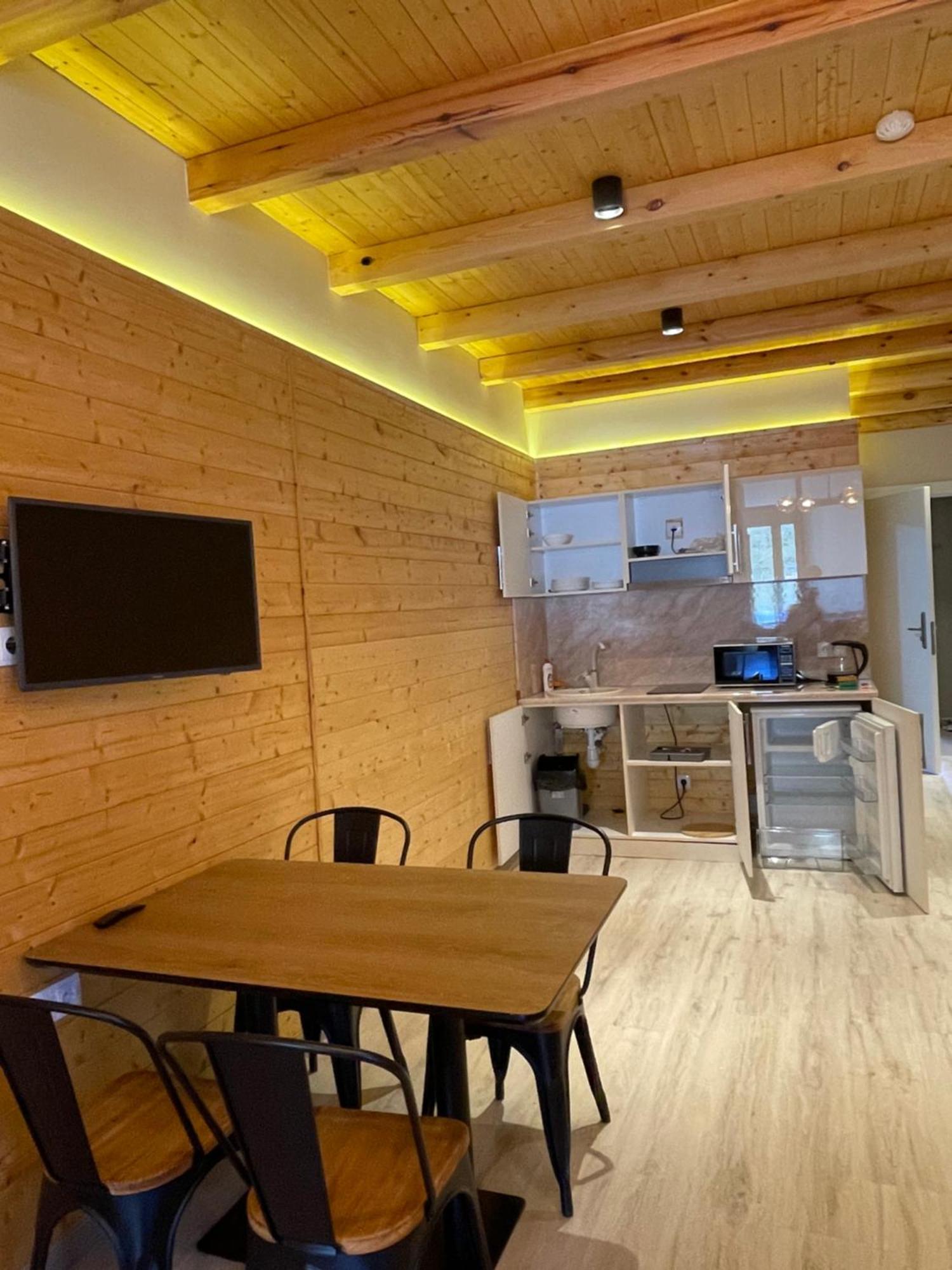 Happy Holidays Apartments In New Goudaouri Chambre photo
